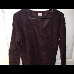 Full Tilt Maroon and Black Sweater